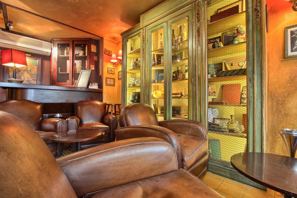 Cubana Café salon fumoir cosy cigare Paris